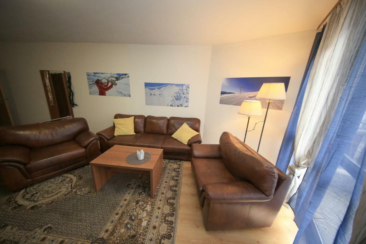 Nice And Quiet Apartment Next To Gondola Lift. 반스코 외부 사진